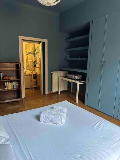 Xenia Apartments - Charming Garden Suite In Porta Venezia Milan Bagian luar foto